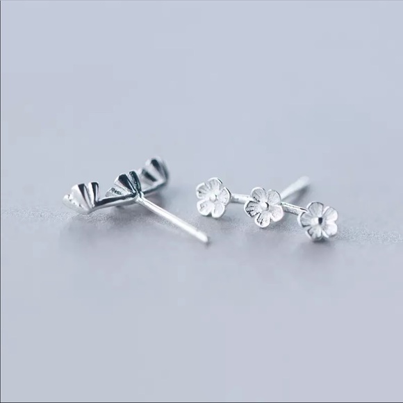Sterling Silver 925 Flowers Stud Earrings - Picture 1 of 4